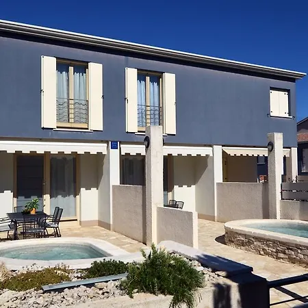 Holiday home Blue 2 *